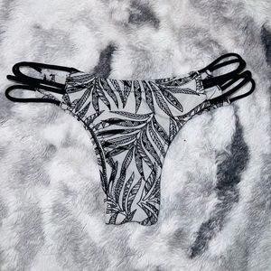 Volcom Bathing suit bottom